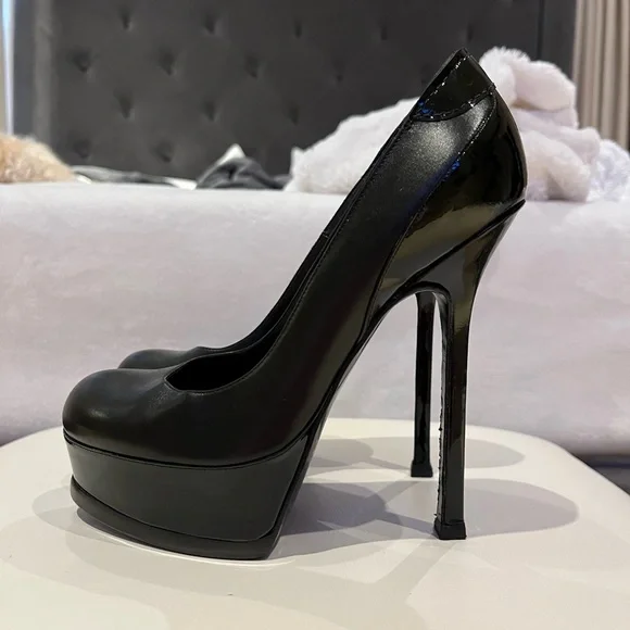 SAINT LAURENTPatent Tribtoo 105 Platform